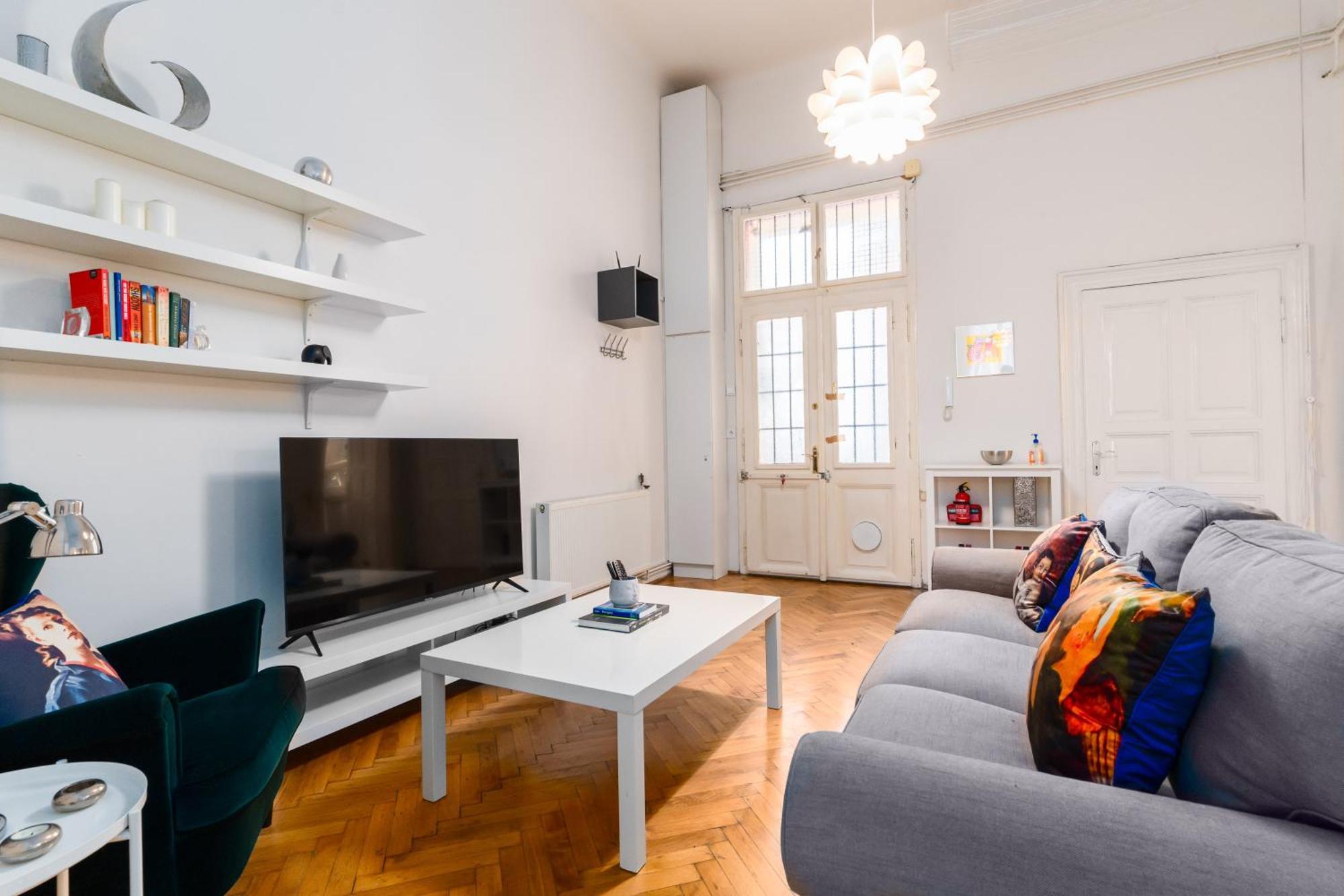 Broadway Downtown At The Opera Apartment Budapest